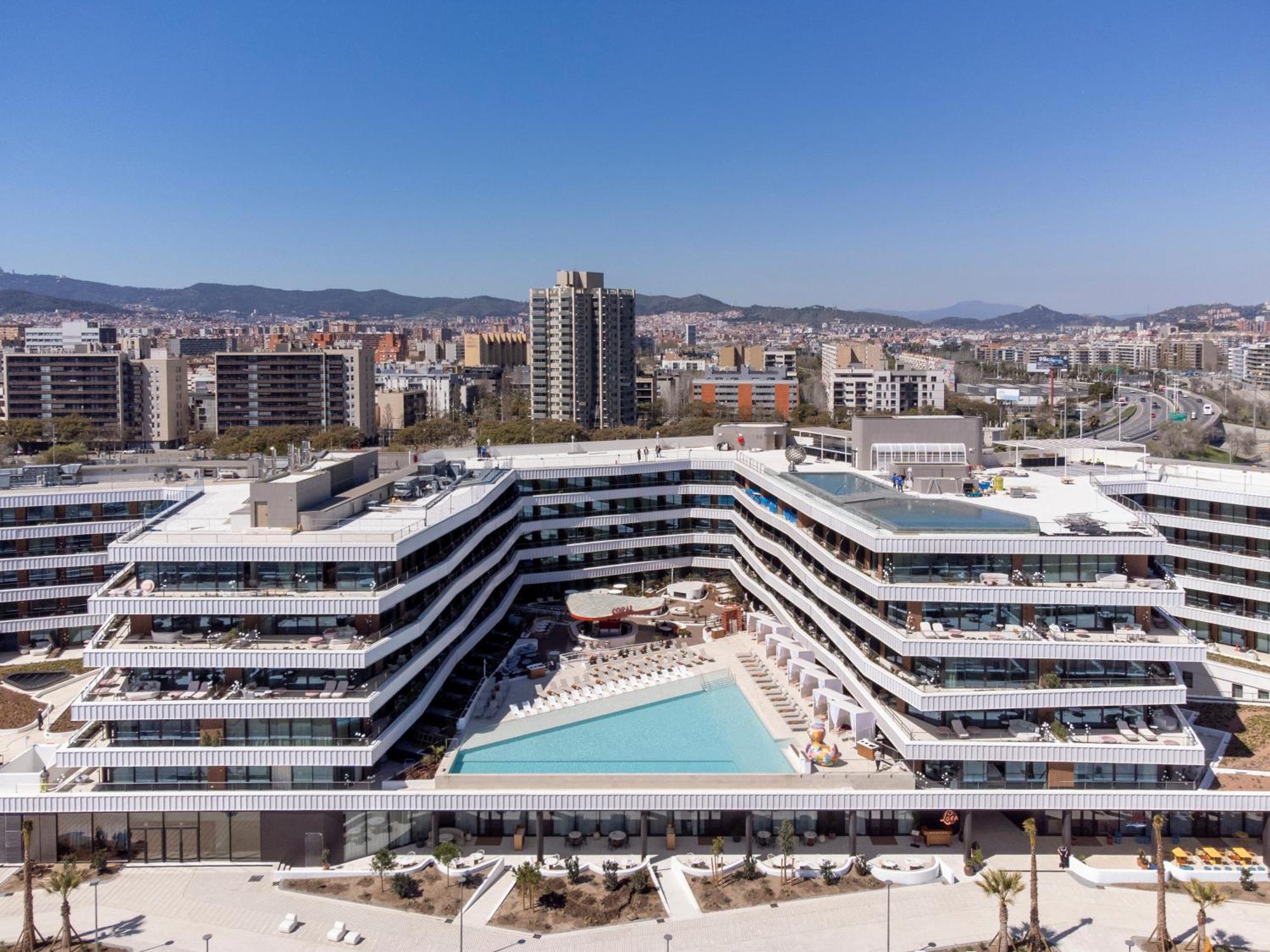 ホテル Sls Barcelona バダロナ エクステリア 写真
